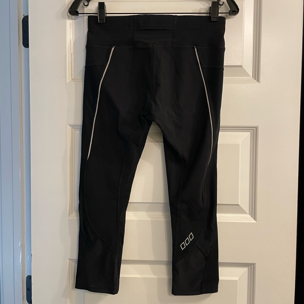 Black Lorna Jane Active Capri Leggings- S